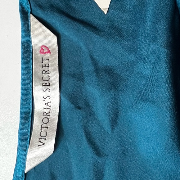 Brand New VINTAGE Victoria’s secret Slip Dress - Picture 3 of 5